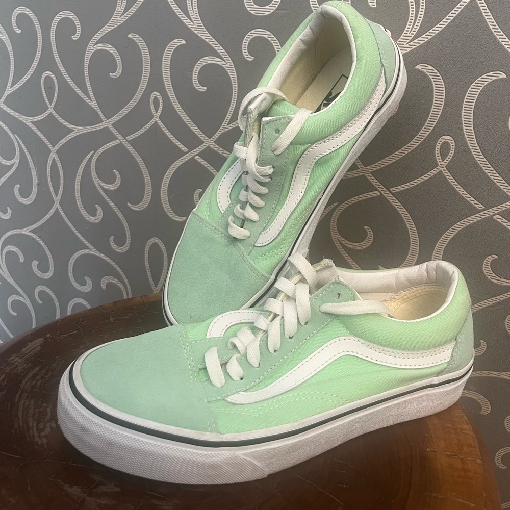 • Vans Off The Wall Old Skool Sneakers Mint Color Women’s